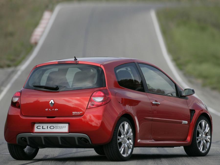  Renault Clio Sport concept 2005 года  (фото 2 из 23)